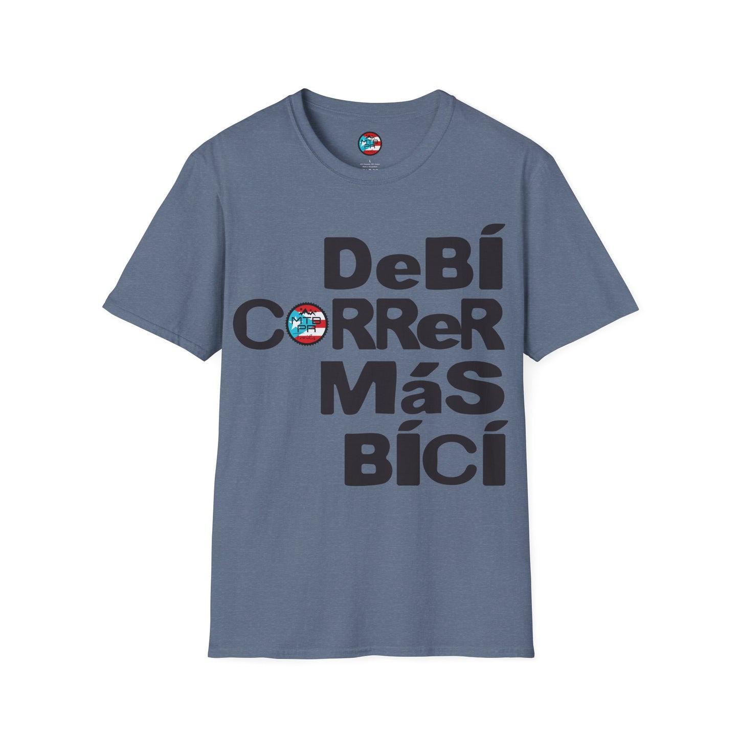DeBI CoRReR MaS BICI - Black - MTB PR TRAILS - Unisex Softstyle T-Shirt