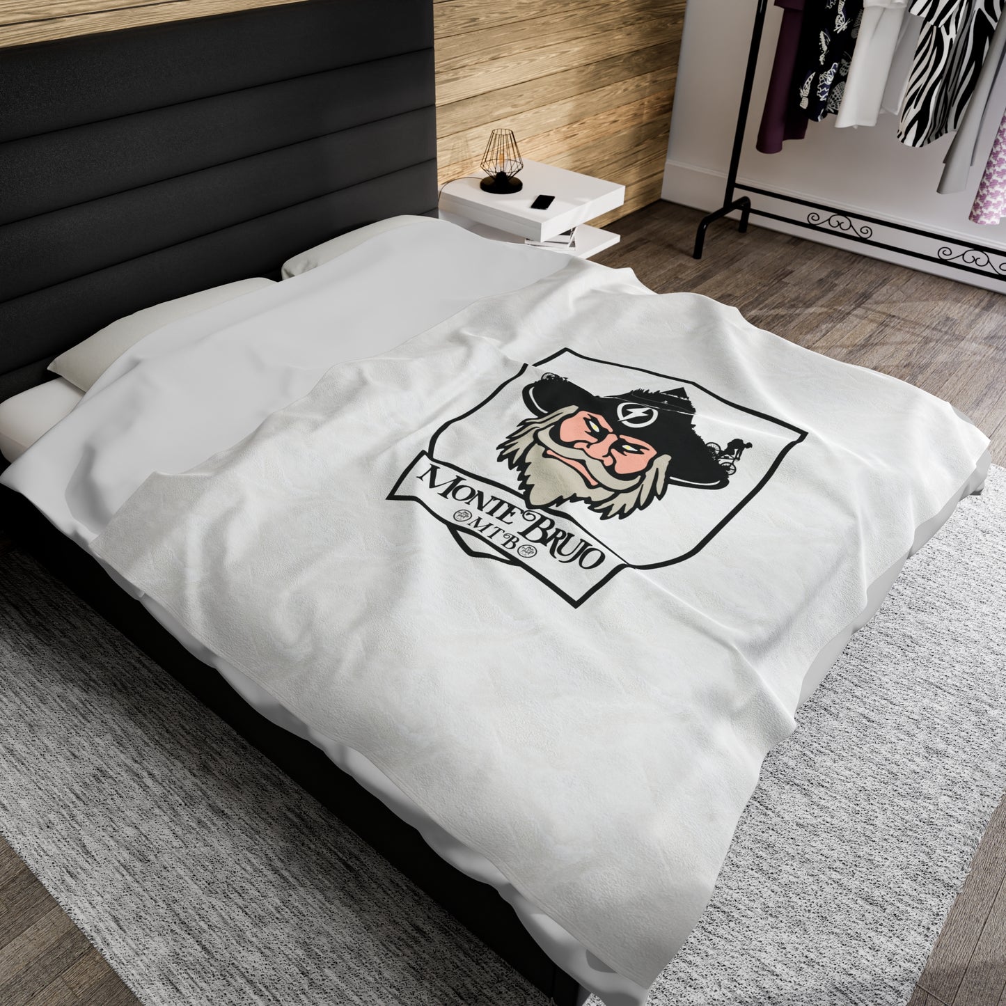 Velveteen Plush Blanket - Monte Brujo MTB