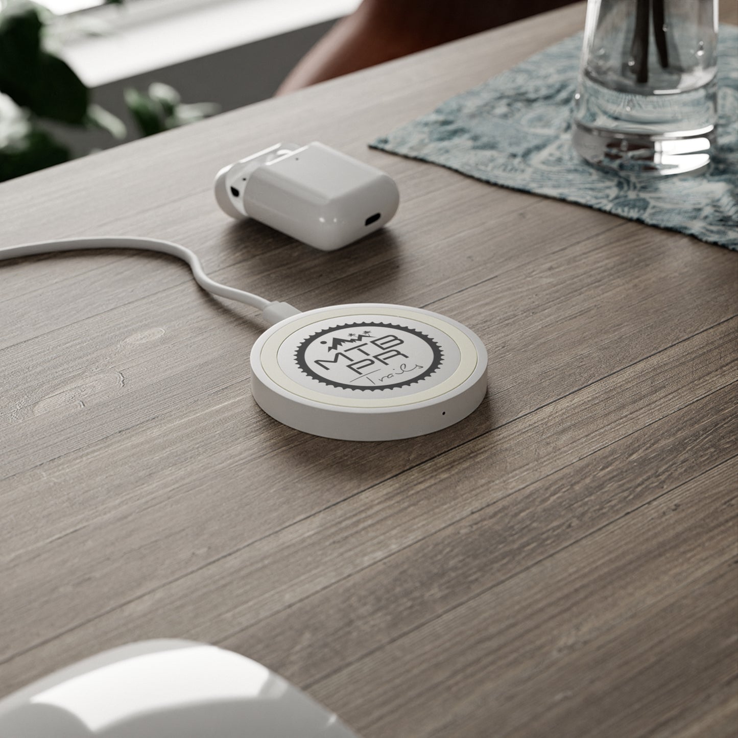 MTB PR Trails - Quake Wireless Charging Pad