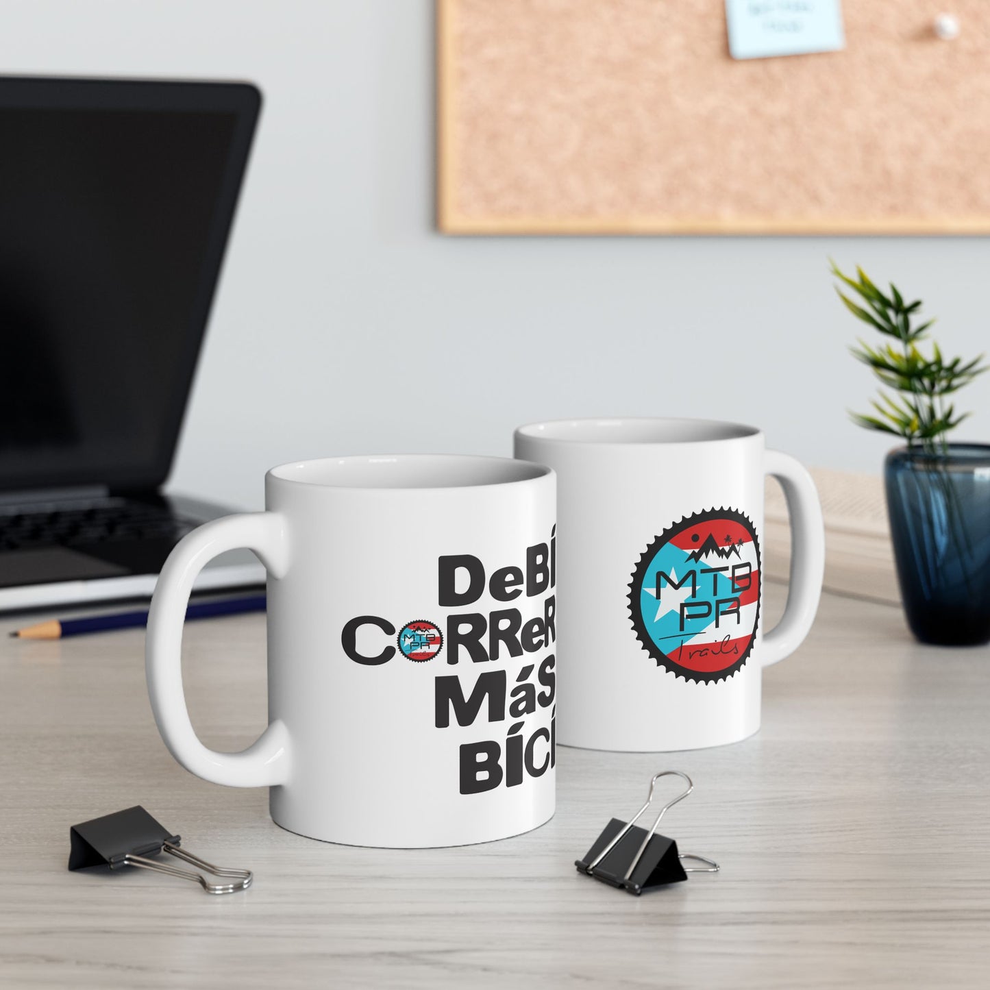 DeBI CoRRER MAS BICI - Black - Ceramic Mug, (11oz)