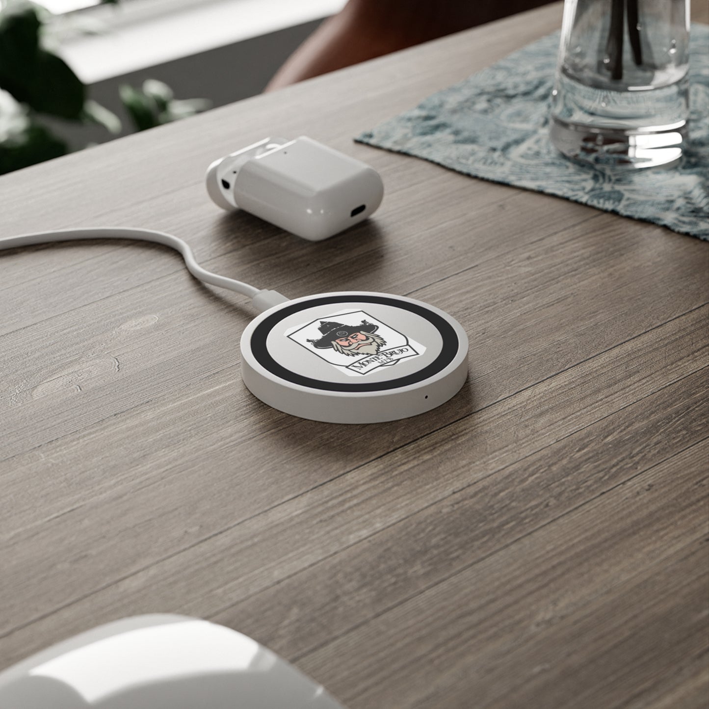 Monte Brujo MTB - Quake Wireless Charging Pad
