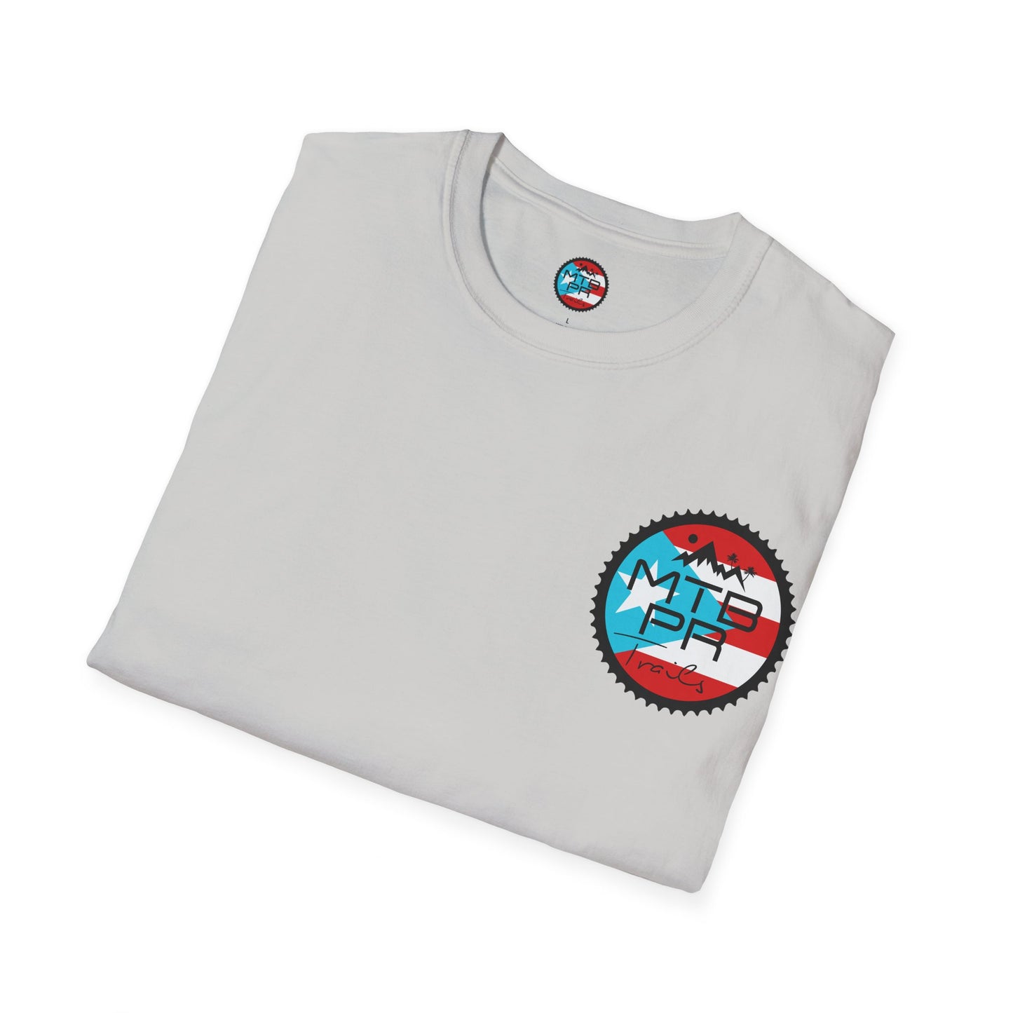 "Mas que un Hobby es un Estilo de VIDA" - Logo con Bandera - Unisex Softstyle T-Shirt